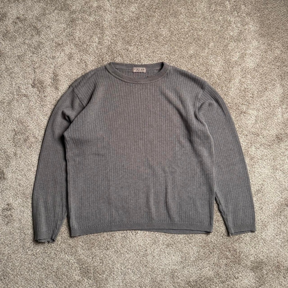 GREY TIPTOP TAILORS DISTRESSED RIB KNIT SWEATER